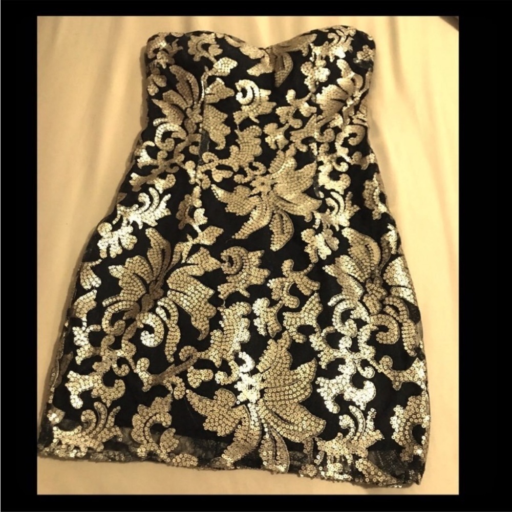 Gianni Bini Black & Gold Sequin Mini Dre